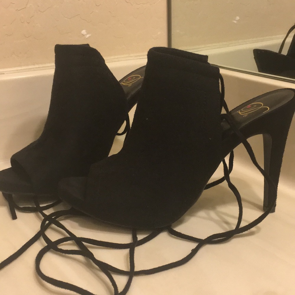 Black Back-Tied Heels